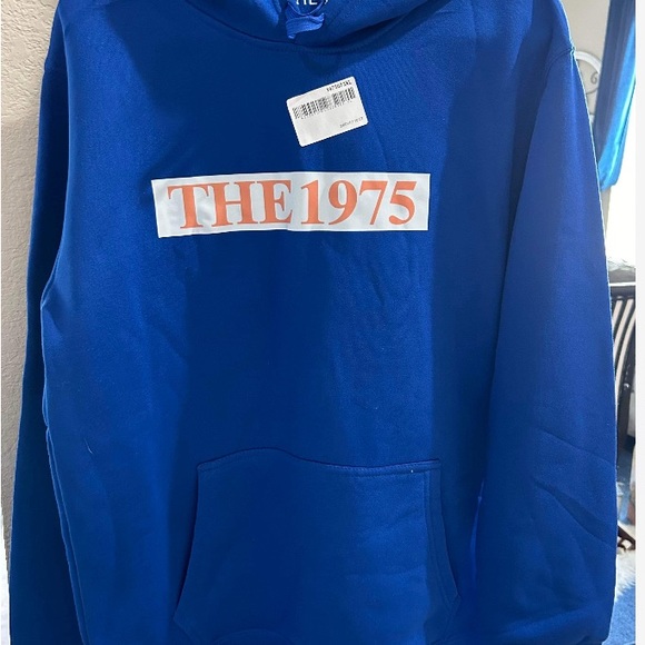 1975 Sweatshirt - Picture 1 of 2